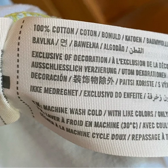 ☀️Hollister, Size XS, Ombré, Logo Graphic, Short Sleeve Top - Picture 4 of 10